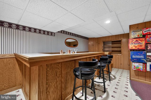 102 HOLLY CT, Mullica Hill, NJ 08062