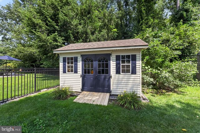 102 HOLLY CT, Mullica Hill, NJ 08062