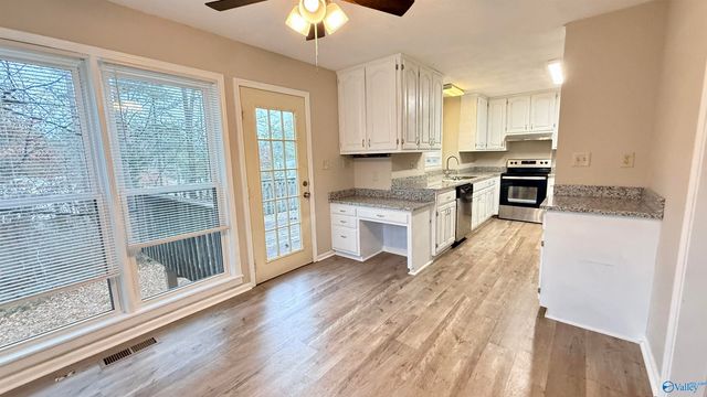 12011 Bell Mountain Drive, Huntsville, AL 35803