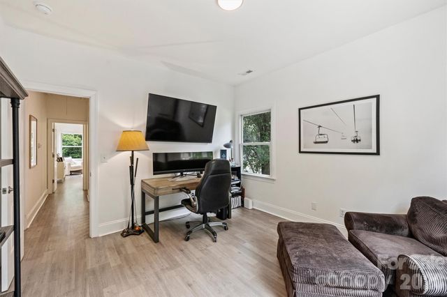 1328 Ivey Drive, Charlotte, NC 28205
