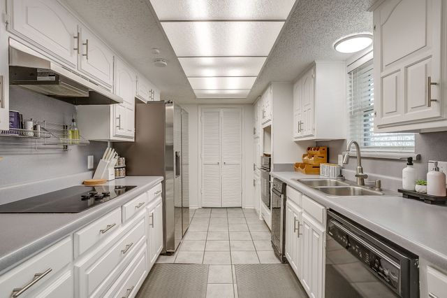 1906 Ola Lane, Grand Prairie, TX 75050