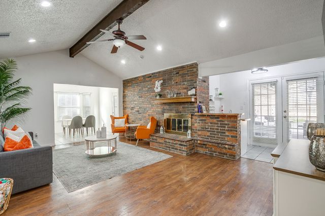 1906 Ola Lane, Grand Prairie, TX 75050