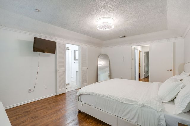 1906 Ola Lane, Grand Prairie, TX 75050