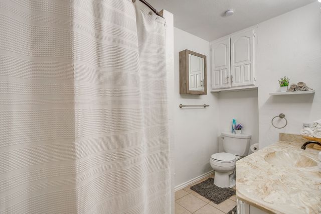 1906 Ola Lane, Grand Prairie, TX 75050