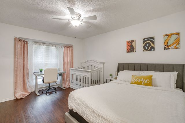 1906 Ola Lane, Grand Prairie, TX 75050