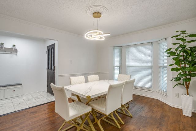 1906 Ola Lane, Grand Prairie, TX 75050