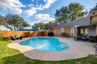 1906 Ola Lane, Grand Prairie, TX 75050