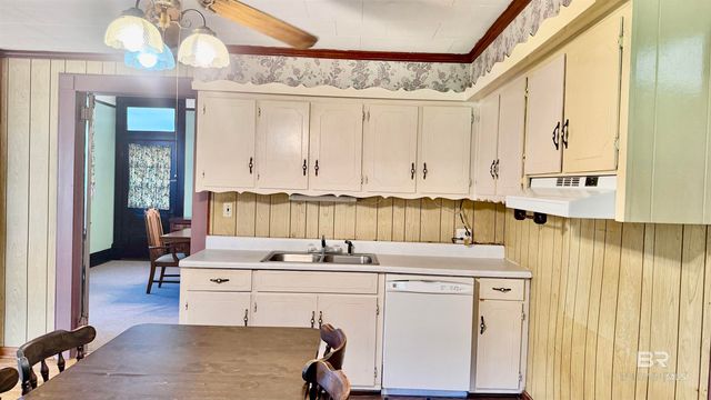 307 SALTER STREET, Evergreen, AL 36401