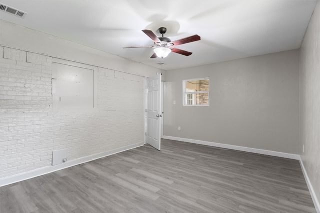 1612 Mims Street, Fort Worth, TX 76112