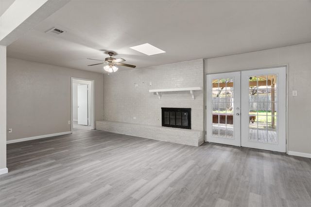 1612 Mims Street, Fort Worth, TX 76112