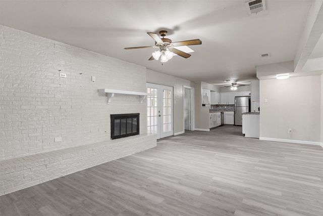 1612 Mims Street, Fort Worth, TX 76112