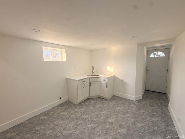 119-48 190th Street, Saint Albans, NY 11412