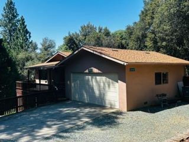22860 Rocky Ln, Pioneer, CA 95666