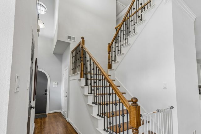 15 Stonebriar Court, Dallas, TX 75206