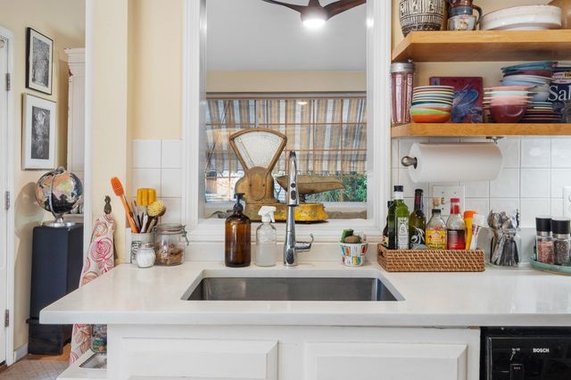29 Fairview Ave, Arlington, MA 02474