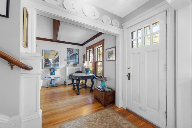 29 Fairview Ave, Arlington, MA 02474