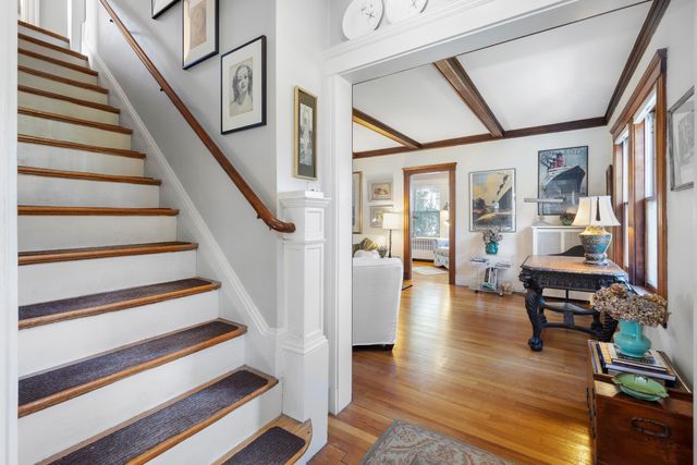 29 Fairview Ave, Arlington, MA 02474