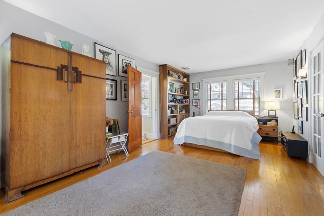 29 Fairview Ave, Arlington, MA 02474