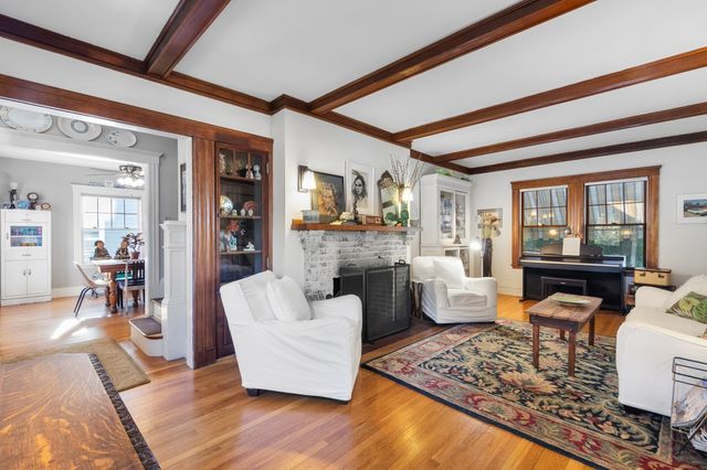 29 Fairview Ave, Arlington, MA 02474