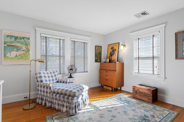 29 Fairview Ave, Arlington, MA 02474