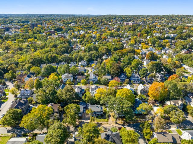 29 Fairview Ave, Arlington, MA 02474