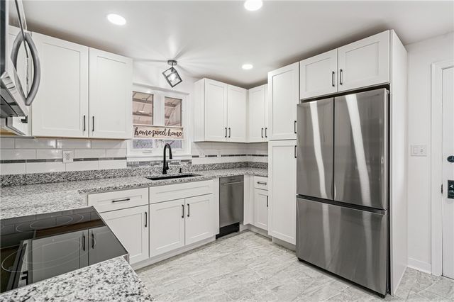 213 Scene Ridge Road, Mckeesport, PA 15133