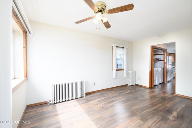 61 Viola Avenue, Leonardo, NJ 07737