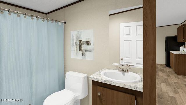 391 Cherokee Rd, Crossville, TN 38572