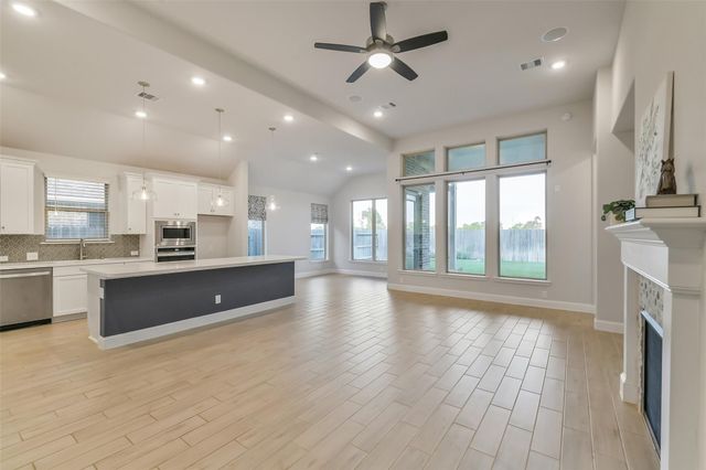 20330 Rose Gray Lane, Tomball, TX 77377