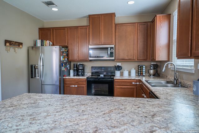 7426 BLUEBONNET BAY, San Antonio, TX 78218