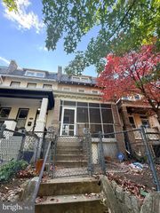 1015 E ST NE, Washington, DC 20002