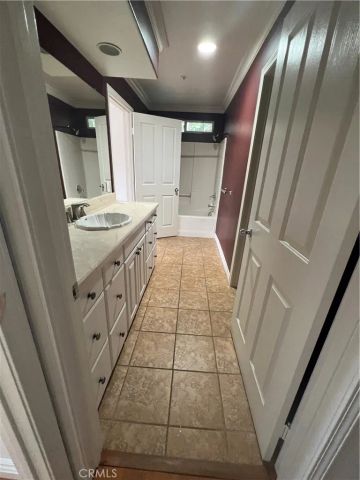 10662 Chiquita Street, Studio City, CA 91602