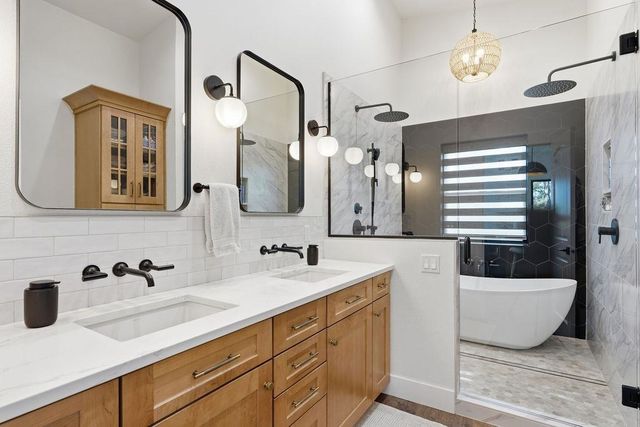 26435 N Spotted Rd, Deer Park, WA 99006