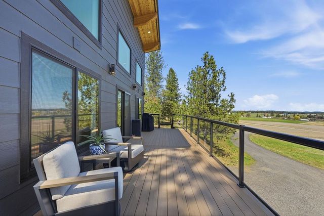 26435 N Spotted Rd, Deer Park, WA 99006