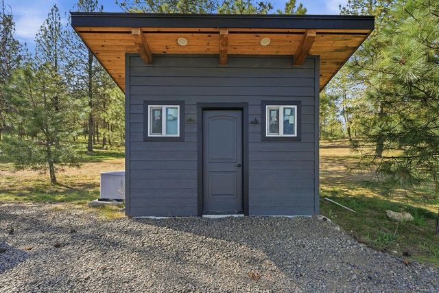 26435 N Spotted Rd, Deer Park, WA 99006