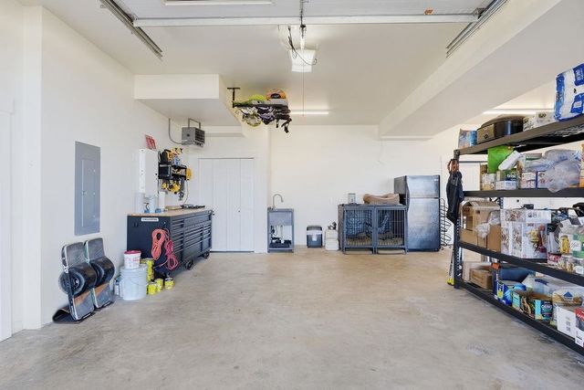26435 N Spotted Rd, Deer Park, WA 99006