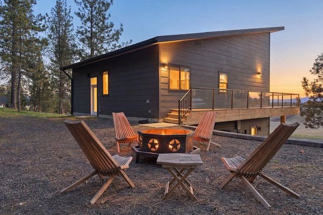 26435 N Spotted Rd, Deer Park, WA 99006