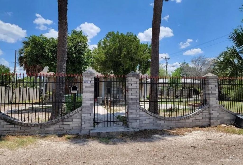 601 N Garza Street, Rio Grande City, TX 78582