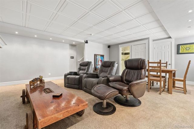700 Albion Street, Denver, CO 80220