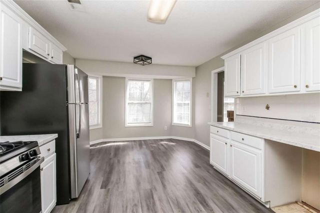 6055 Yellowood Court, Atlanta, GA 30349