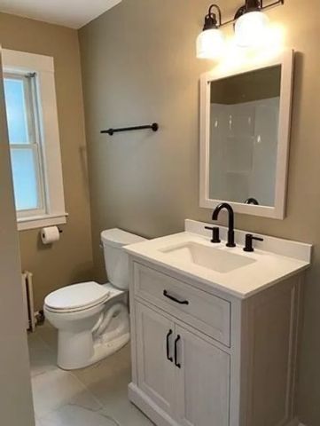 872 Main St. 1, Reading, MA 01867