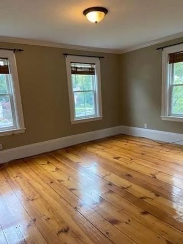 872 Main St. 1, Reading, MA 01867