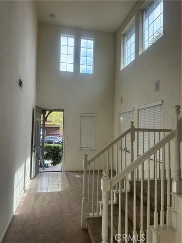 17385 Stone Celler Way, Lathrop, CA 95330