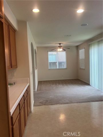 17385 Stone Celler Way, Lathrop, CA 95330