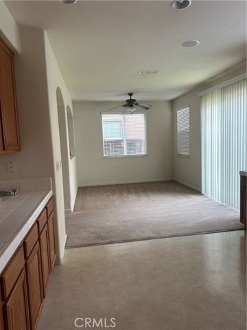 17385 Stone Celler Way, Lathrop, CA 95330