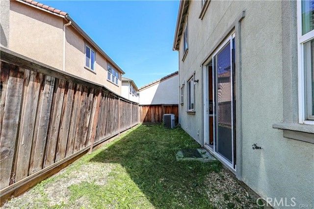 17385 Stone Celler Way, Lathrop, CA 95330