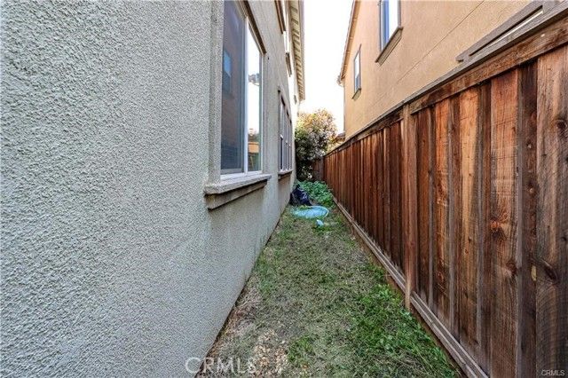 17385 Stone Celler Way, Lathrop, CA 95330