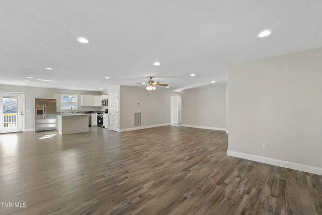 124 Keeneland Circle, Greeneville, TN 37743