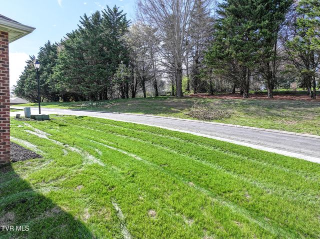 124 Keeneland Circle, Greeneville, TN 37743