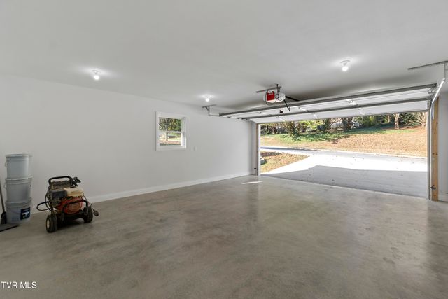 124 Keeneland Circle, Greeneville, TN 37743